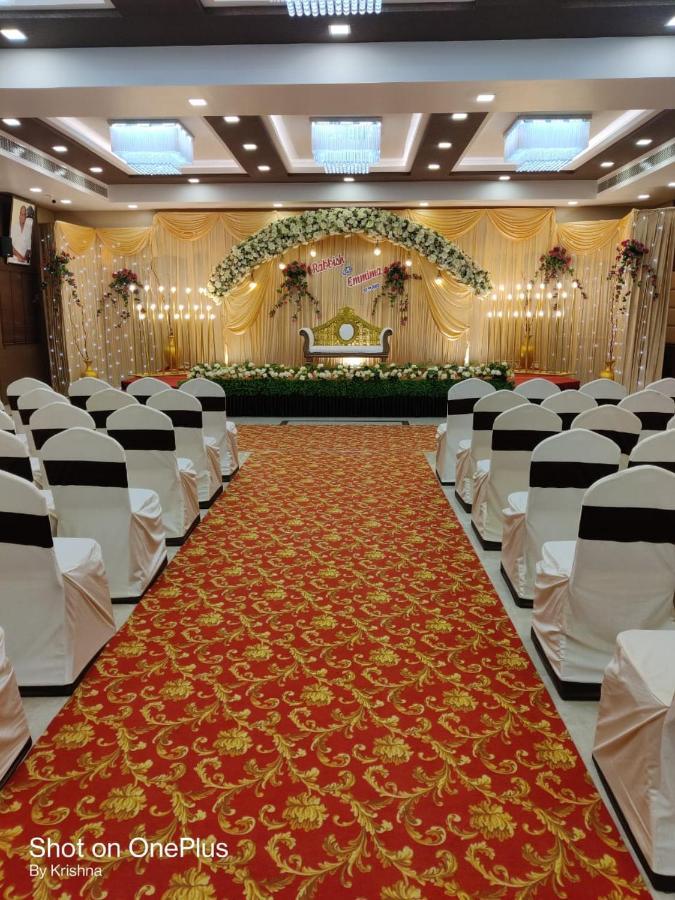 Sri Ram Hotel Tirunelveli Esterno foto