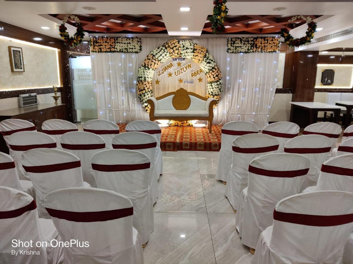 Sri Ram Hotel Tirunelveli Esterno foto